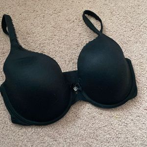 Victoria’s Secret Bra perfect coverage 32DDD